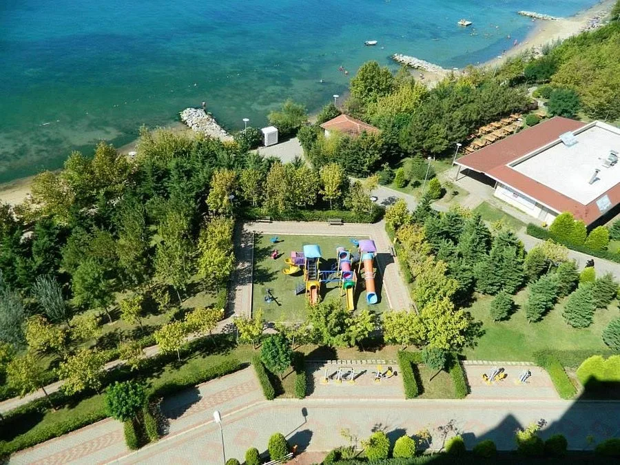Ihlas Armutlu Tatil Koyu görsel 1